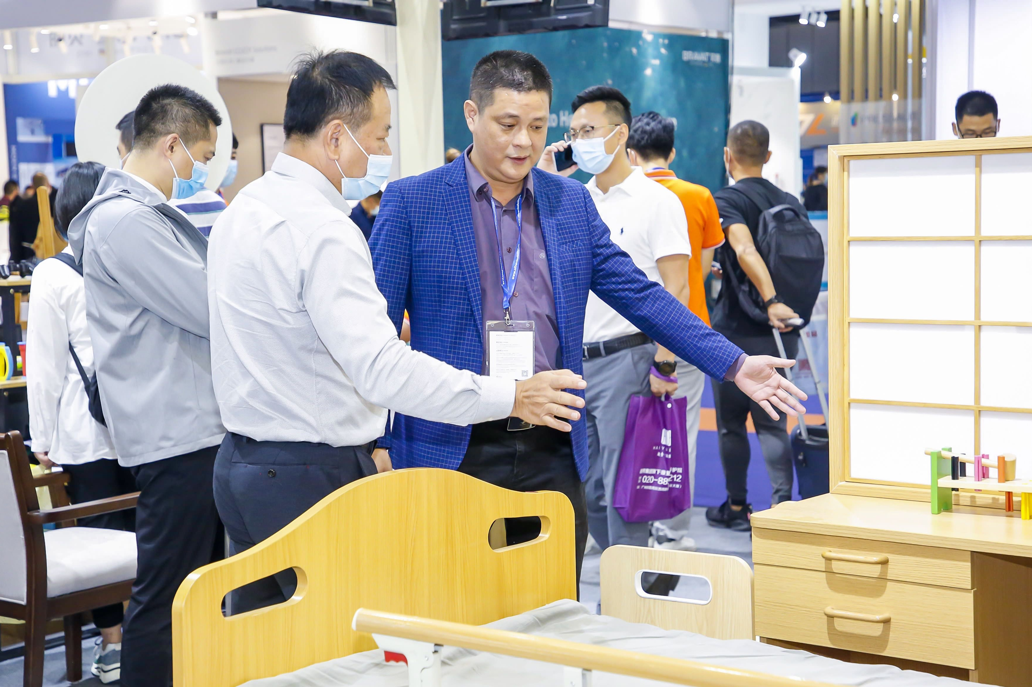 康復(fù)護(hù)理展區(qū)