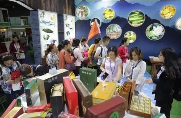 康復護理,電動輪椅,家庭療養(yǎng)